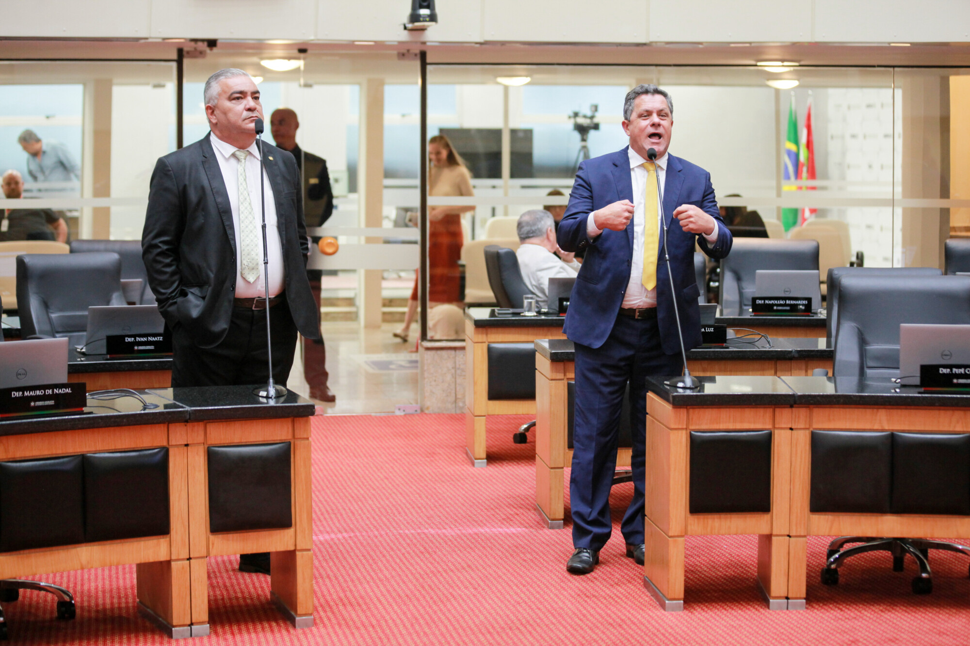 - Deputado Sargento Lima (PL) 	
- Deputado Ivan Naatz (PL)