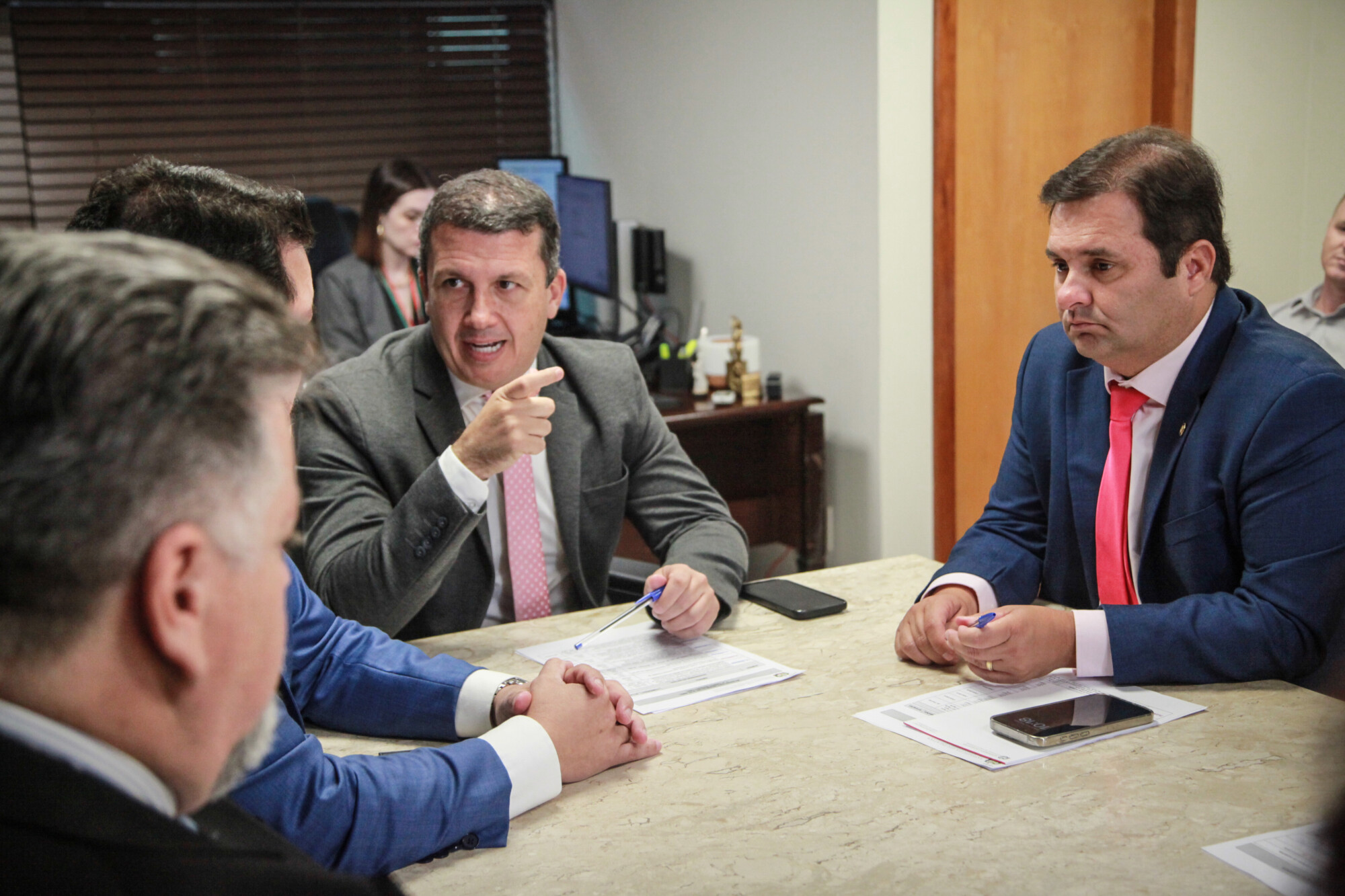 - Deputado Camilo Martins (Podemos) 	 - Deputado Sérgio Guimarães(União)