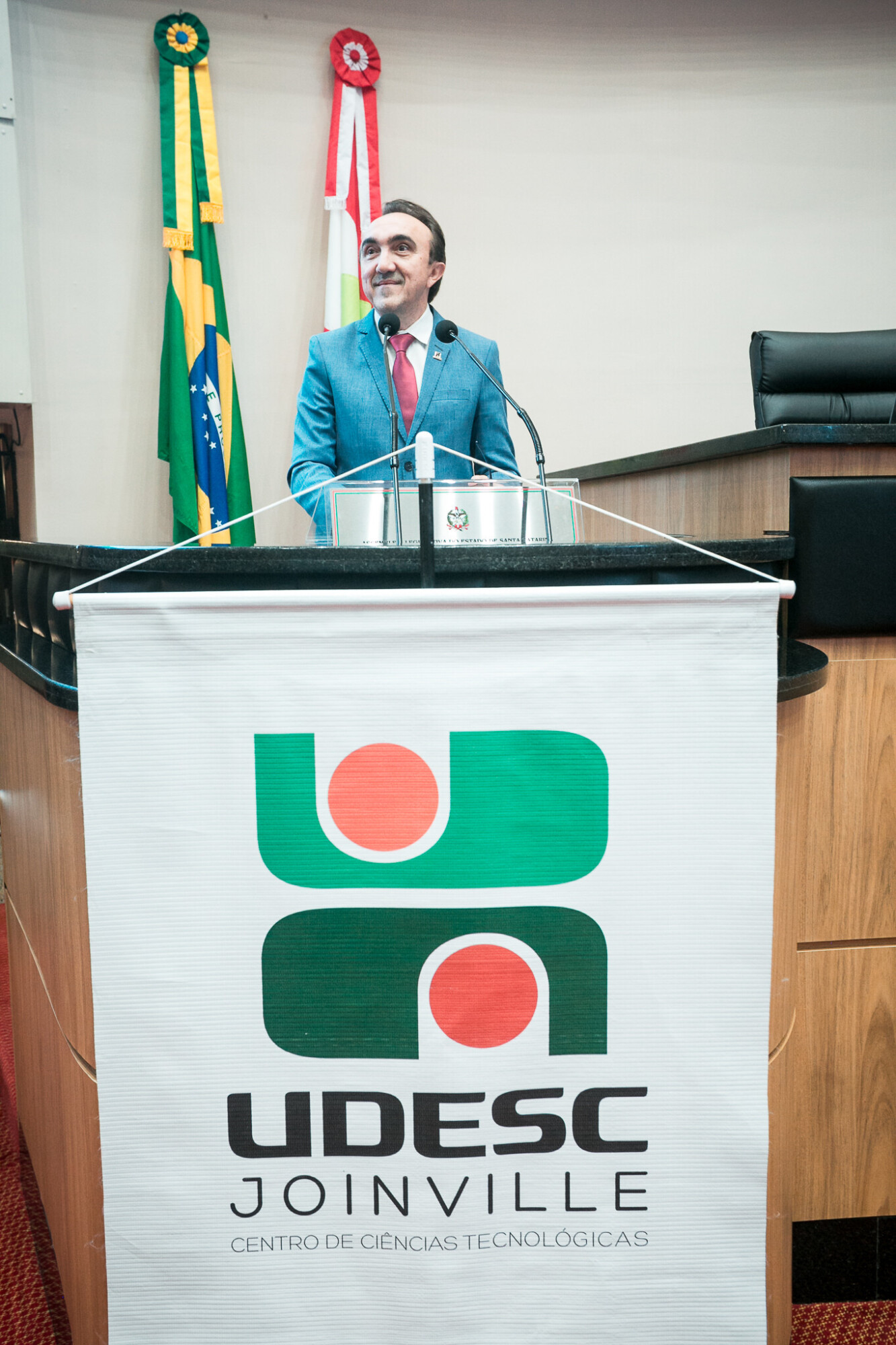 - Antonio Heronaldo de Sousa  - Diretor-geral da Udesc Joinville SC