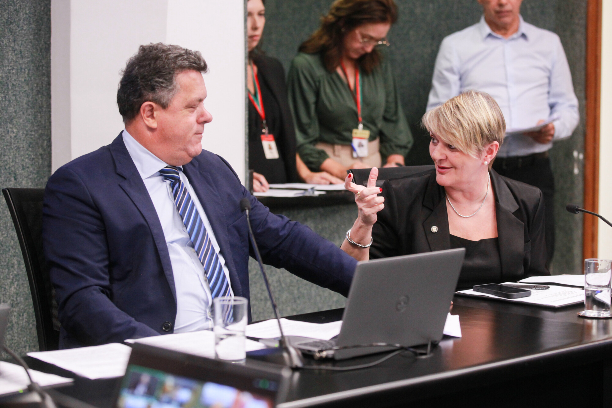 - Deputado Ivan Naatz (PL) 	
- Deputada Luciane Carminatti (PT)