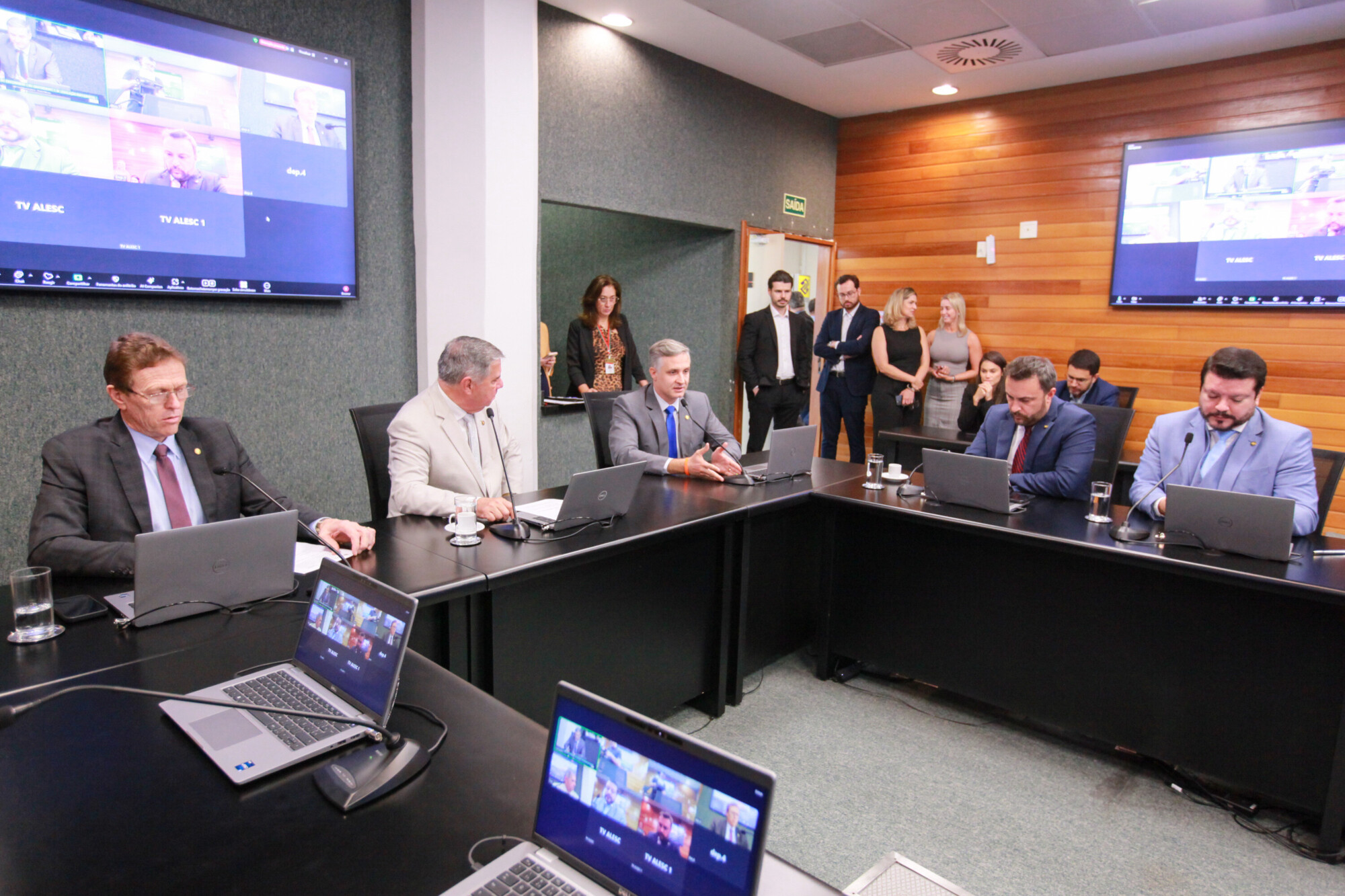 - Deputado Volnei Weber (MDB) - Deputado Mário Motta (PSD) - Deputado Matheus Cadorin (NOVO) 	


 - Deputado Marcius Machado (PL)  - Deputado Alex Brasil (PL)