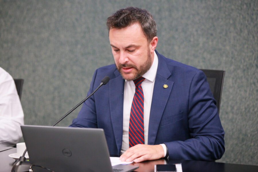 Deputado Marcius Machado