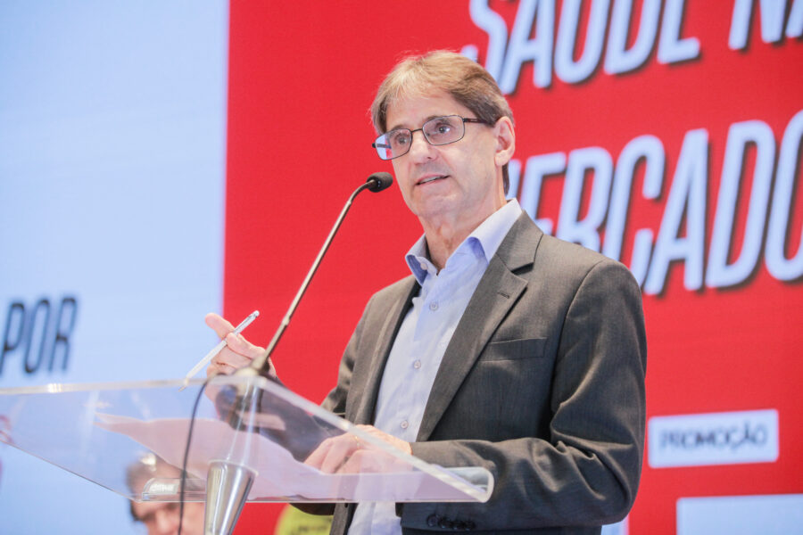 Deputado Neodi Saretta.