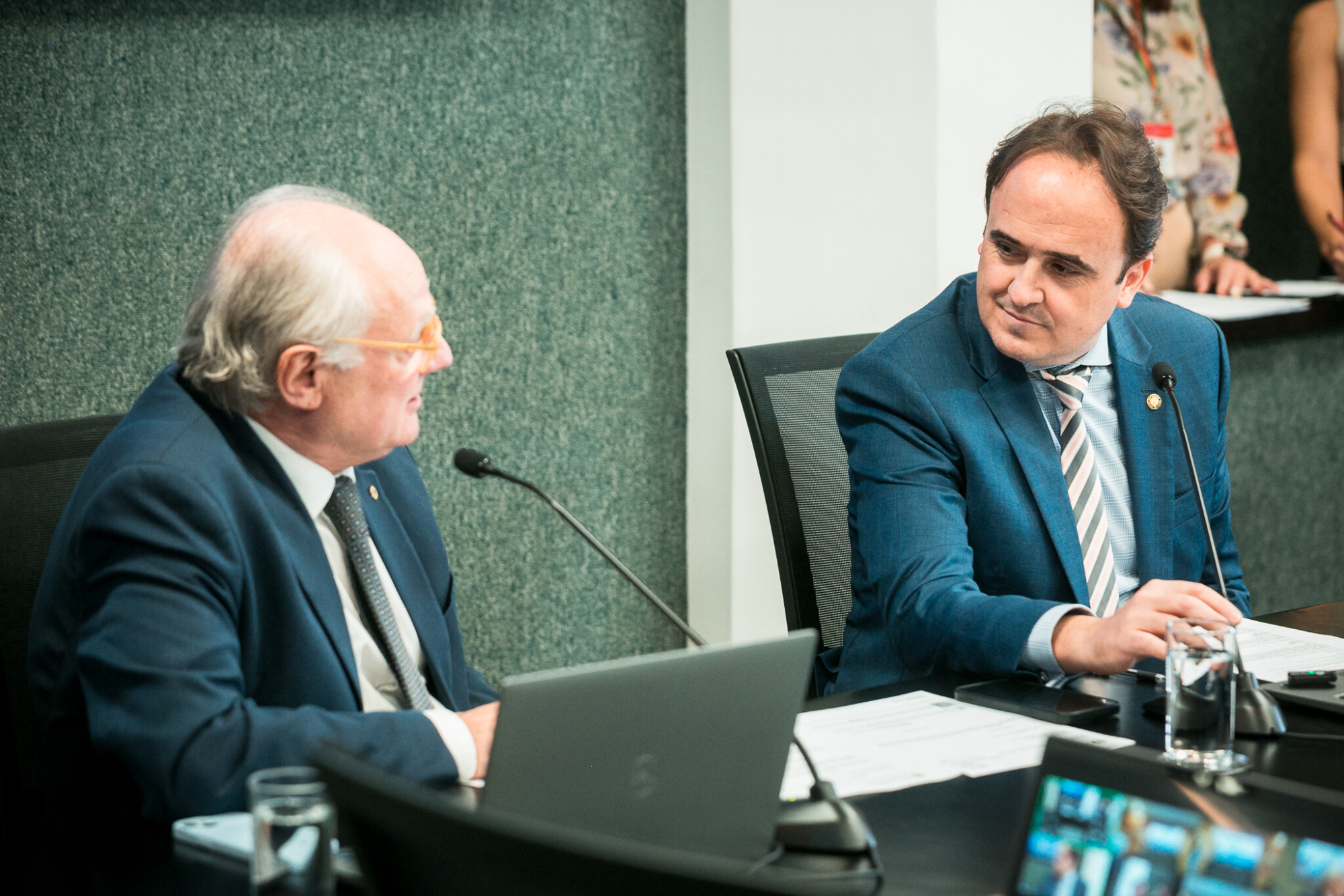 - Deputado Dr. Vicente Caropreso (PSDB) 
- Deputado Carlos Humberto (PL)