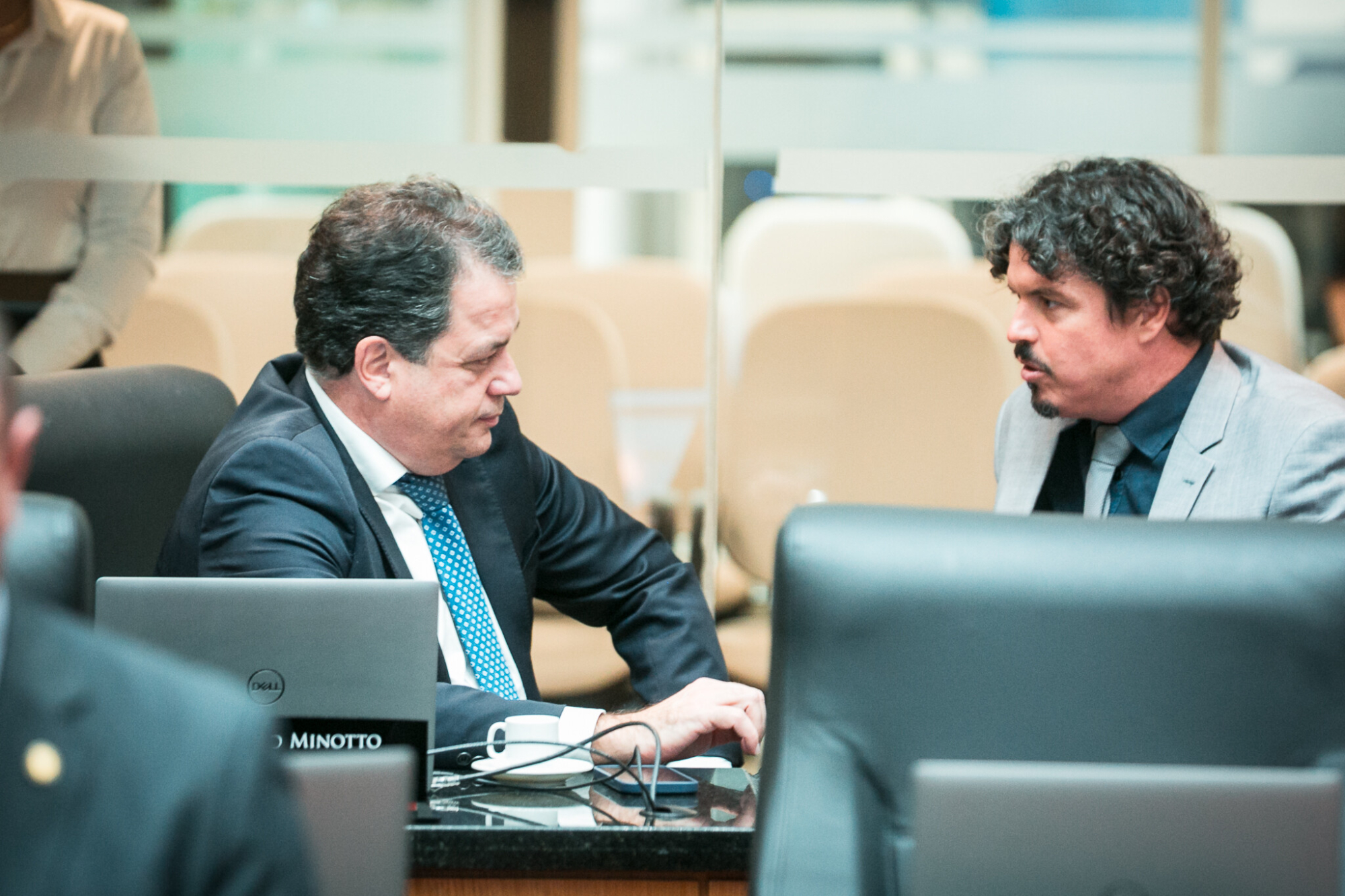 - Deputado Rodrigo Minotto (PDT) 	 - Deputado Marquito (PSOL)