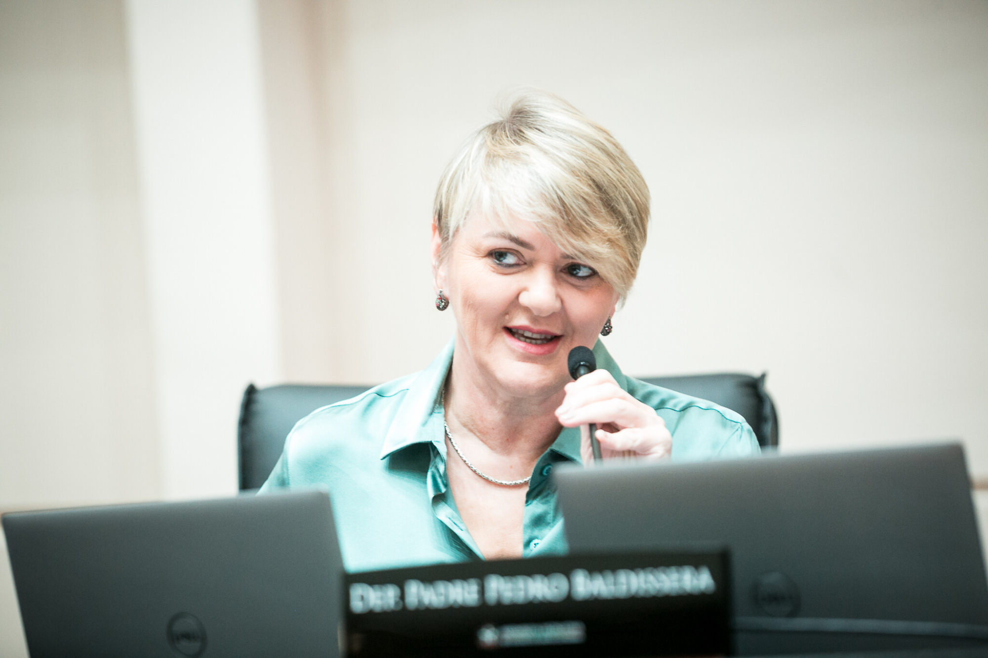 - Deputada Luciane Carminatti (PT)
