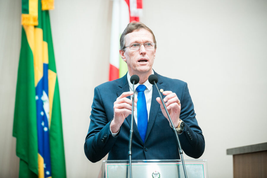 Deputado Volnei Weber.