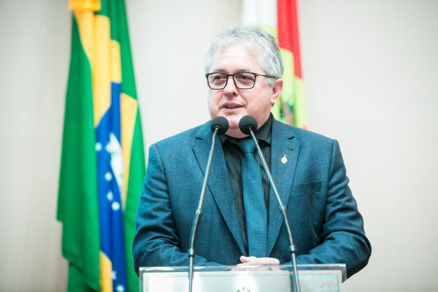 Deputado Tiago Zilli.