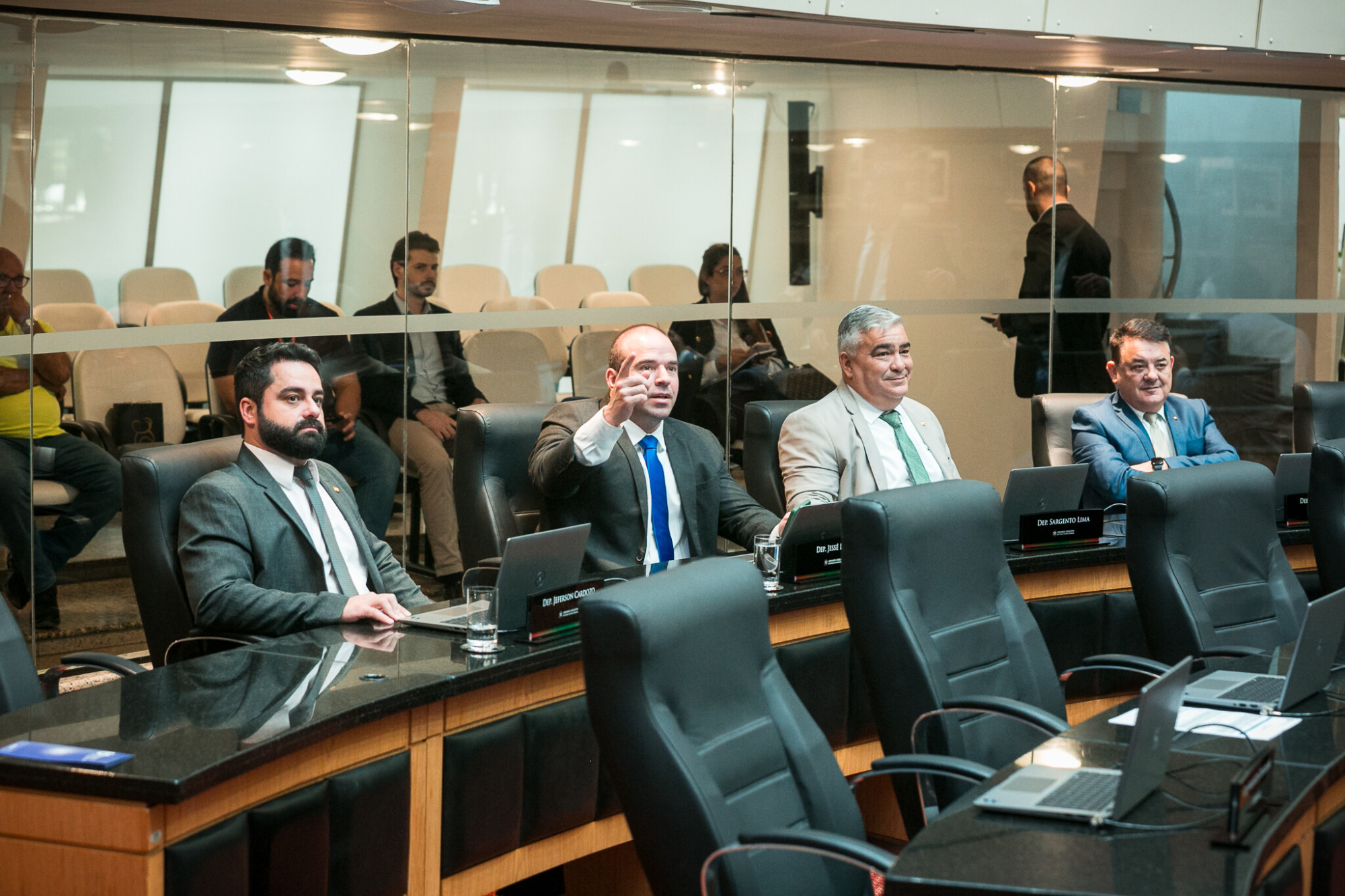 - Deputado Jeferson Cardozo (PL) 	
- Deputado Jessé Lopes (PL) 
 - Deputado Sargento Lima (PL) 	 - Deputado Mauricio Peixer (PL)