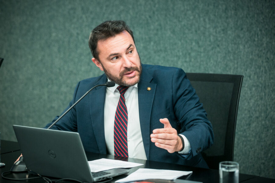 Deputado Marcius Machado