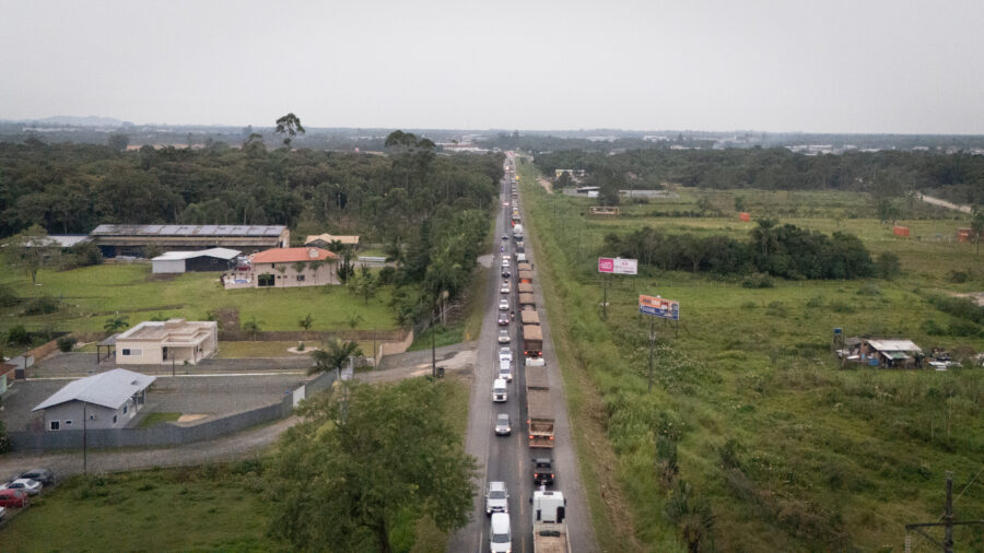 Filas no trecho são uma realidade constante