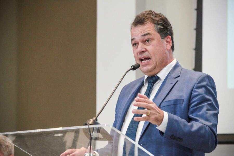 Deputado Rodrio Minotto.