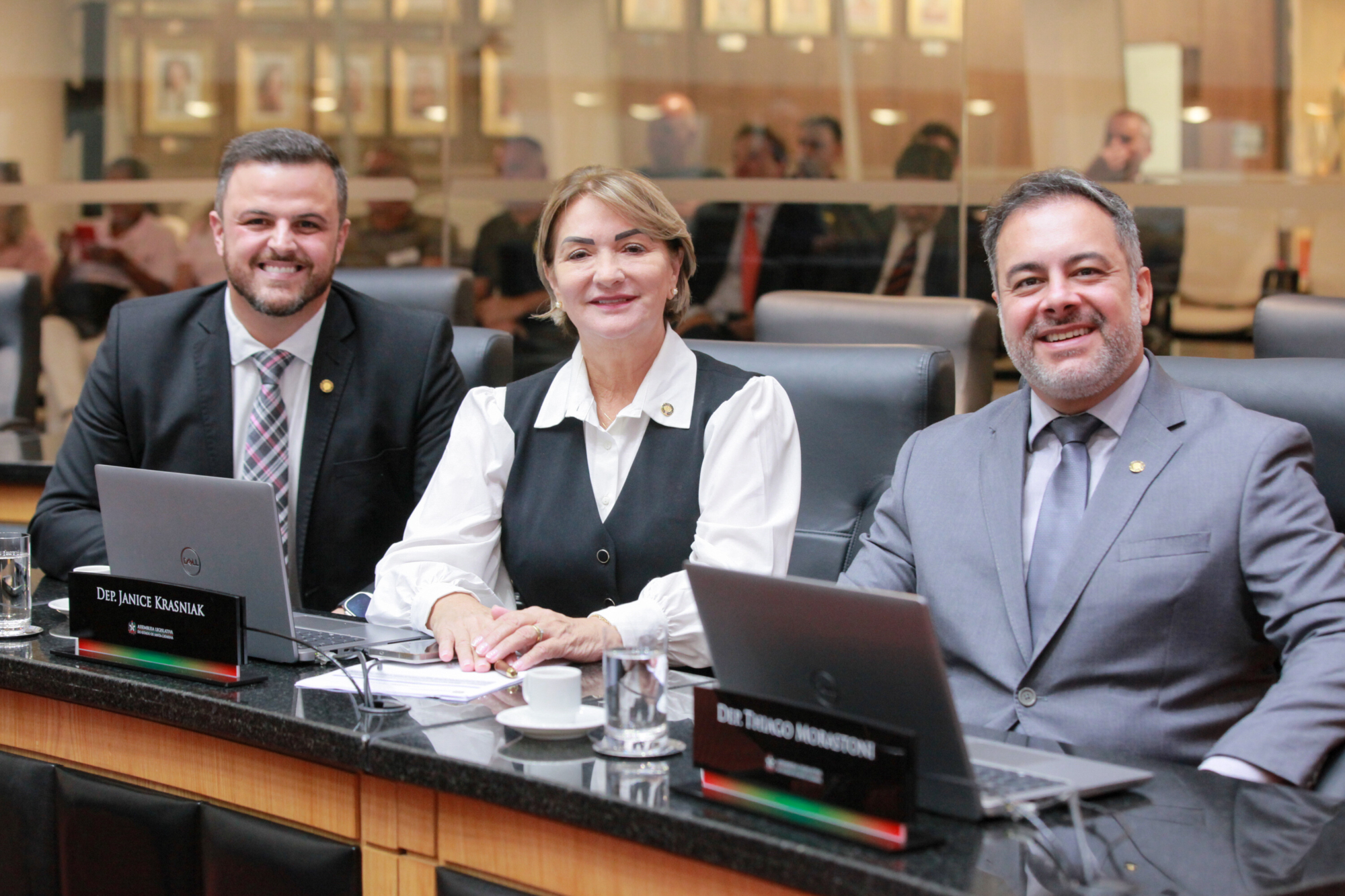- Deputado Lucas Neves (Podemos) -Deputada Janice Krasniak(Podemos)
	
-Deputado Thiago Morastoni (Podemos)