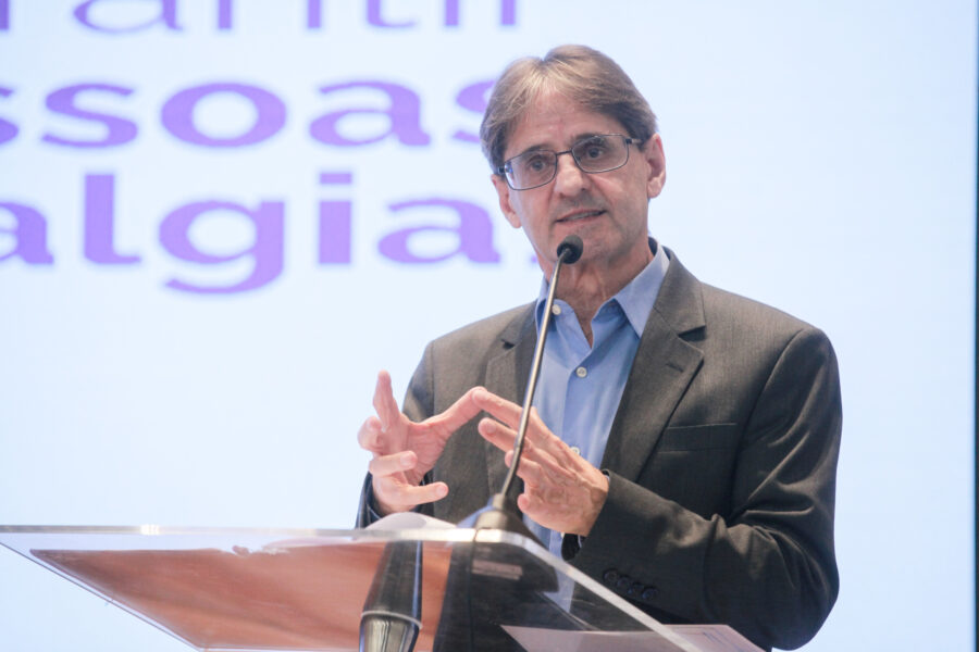 Deputado Neodi Saretta.