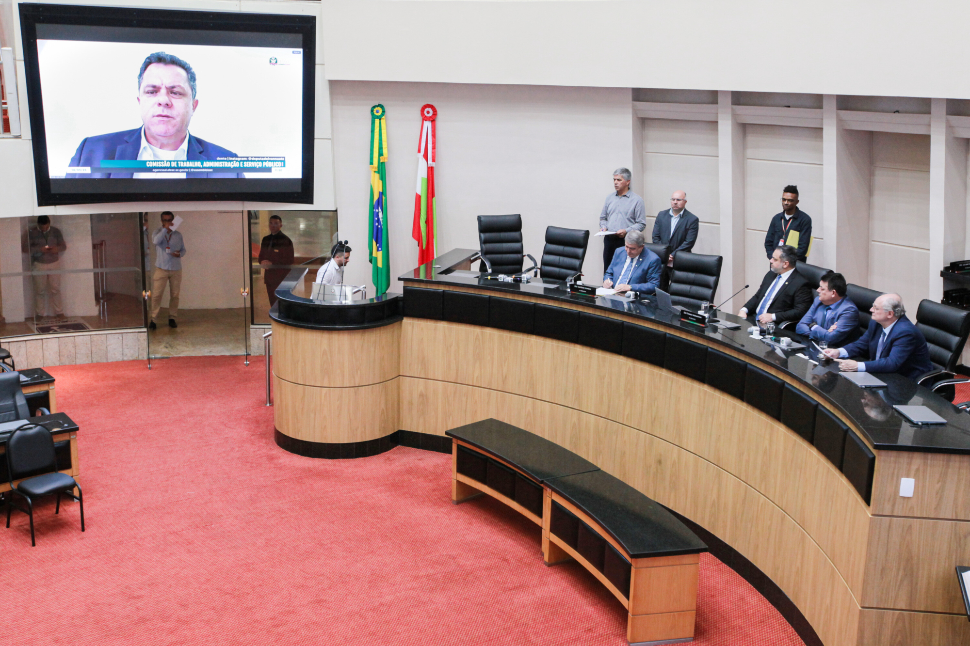 - Deputado Antídio Lunelli (MDB) 	-Deputado Thiago Morastoni (Podemos) - Deputado Mauricio Peixer (PL)	
 - Deputado Dr. Vicente Caropreso (PSDB)