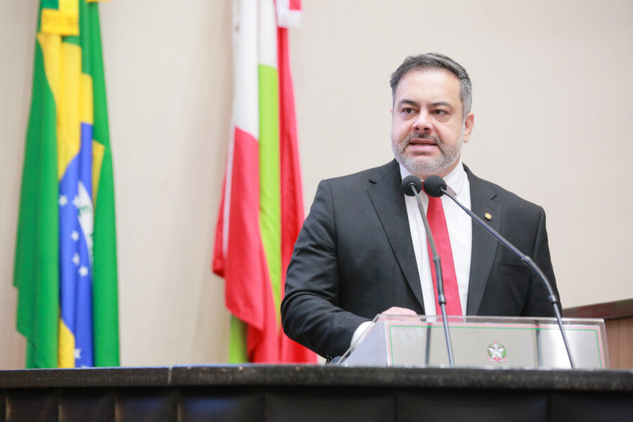 Deputado Thiago Morastoni.