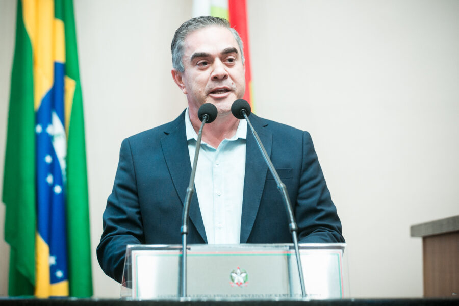 Prefeito de Ermo, Paulo Della Vechia