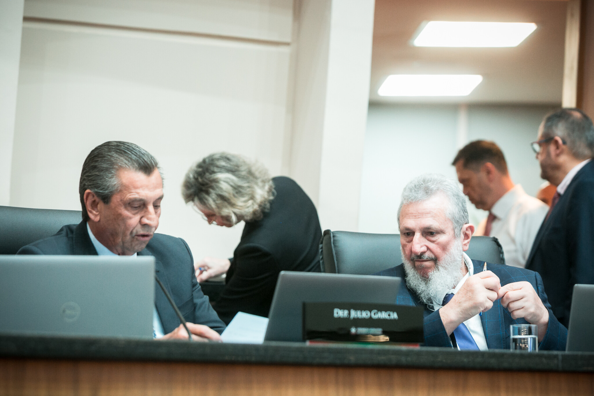 - Deputado Julio Garcia (PSD)
 - Deputado Padre Pedro Baldisera (PT)