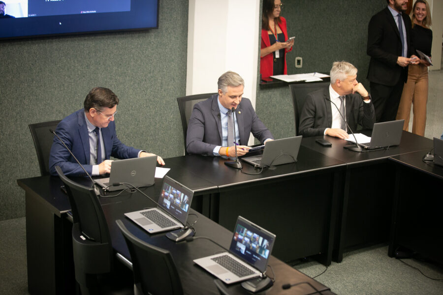 Comissão de Economia da Alesc se reuniu no começo da tarde desta quarta-feira (28)