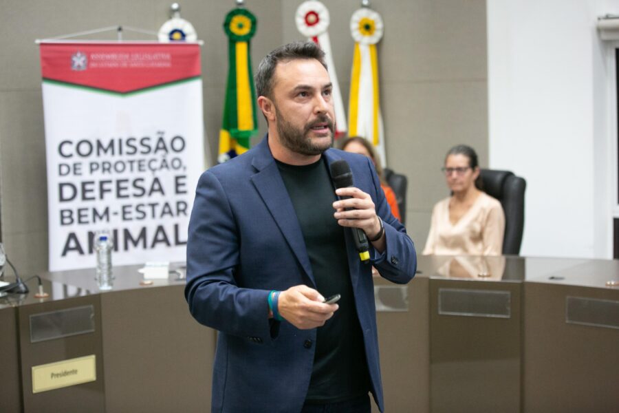 Deputado Marcius Machado, proponente do evento. Foto: Rodrigo Correa.