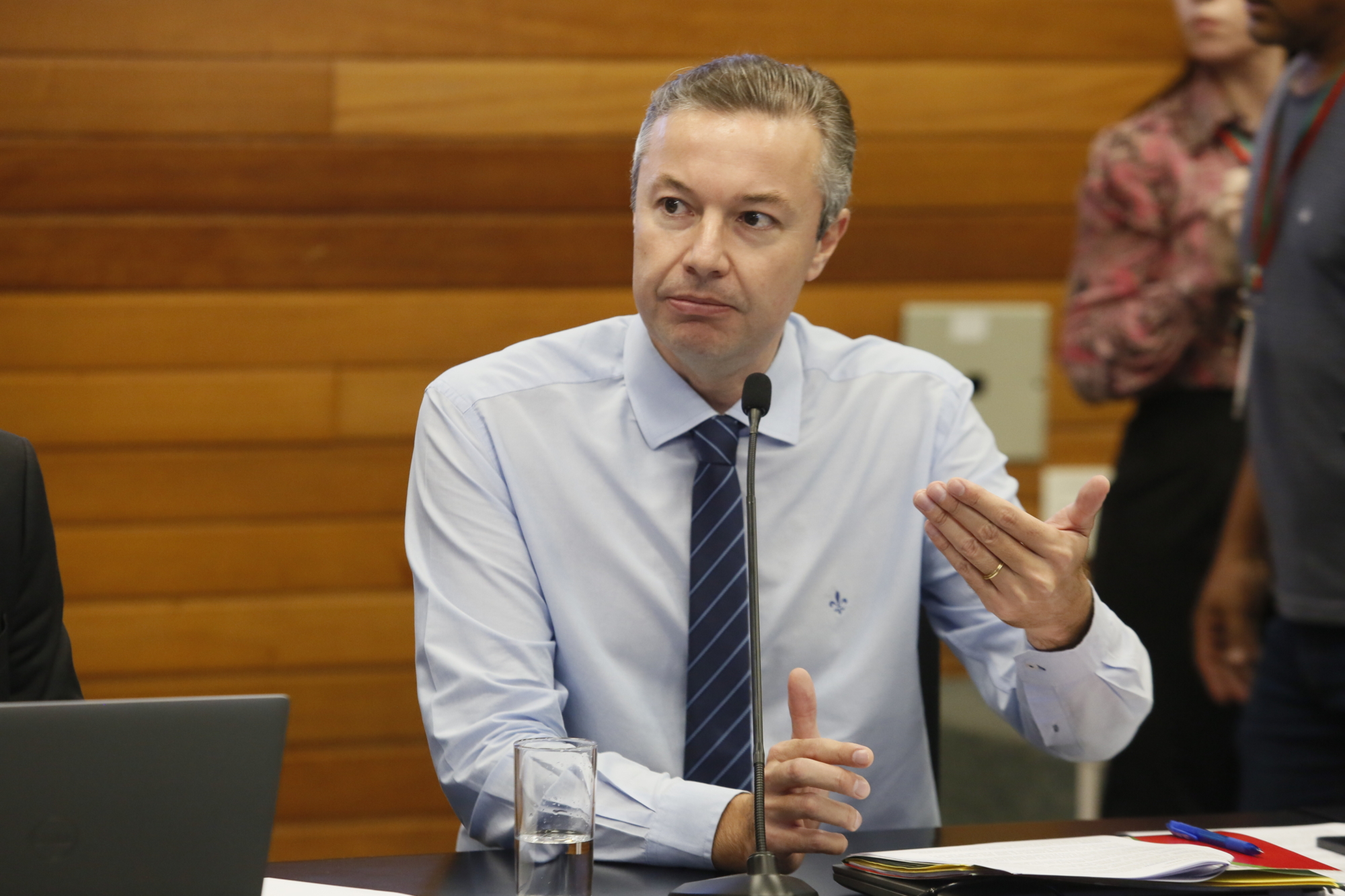- Deputado Napoleão Bernardes (PSD)