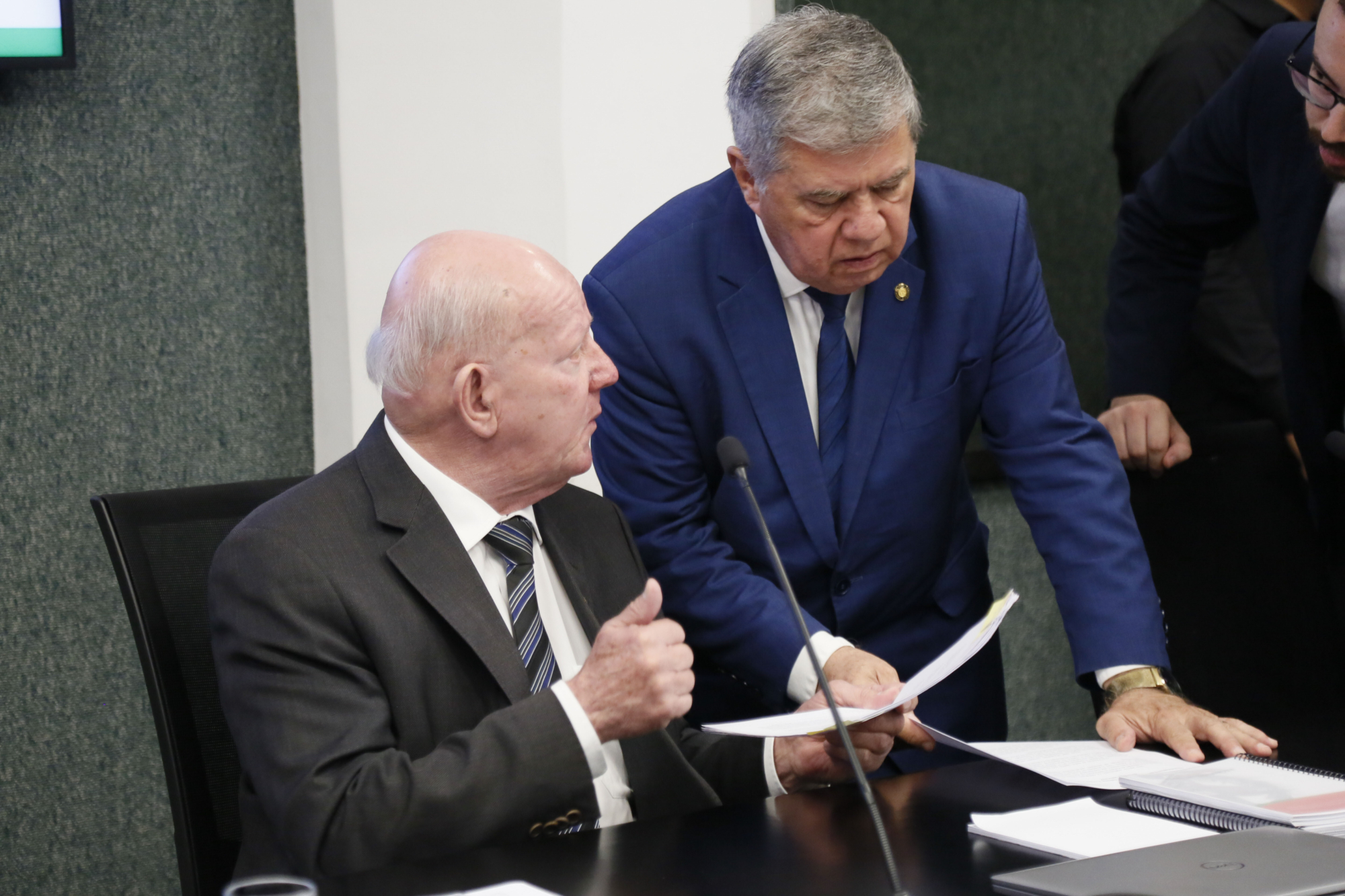 - Deputado Marcos Vieira (PSDB)
 - Deputado Mário Motta (PSD)