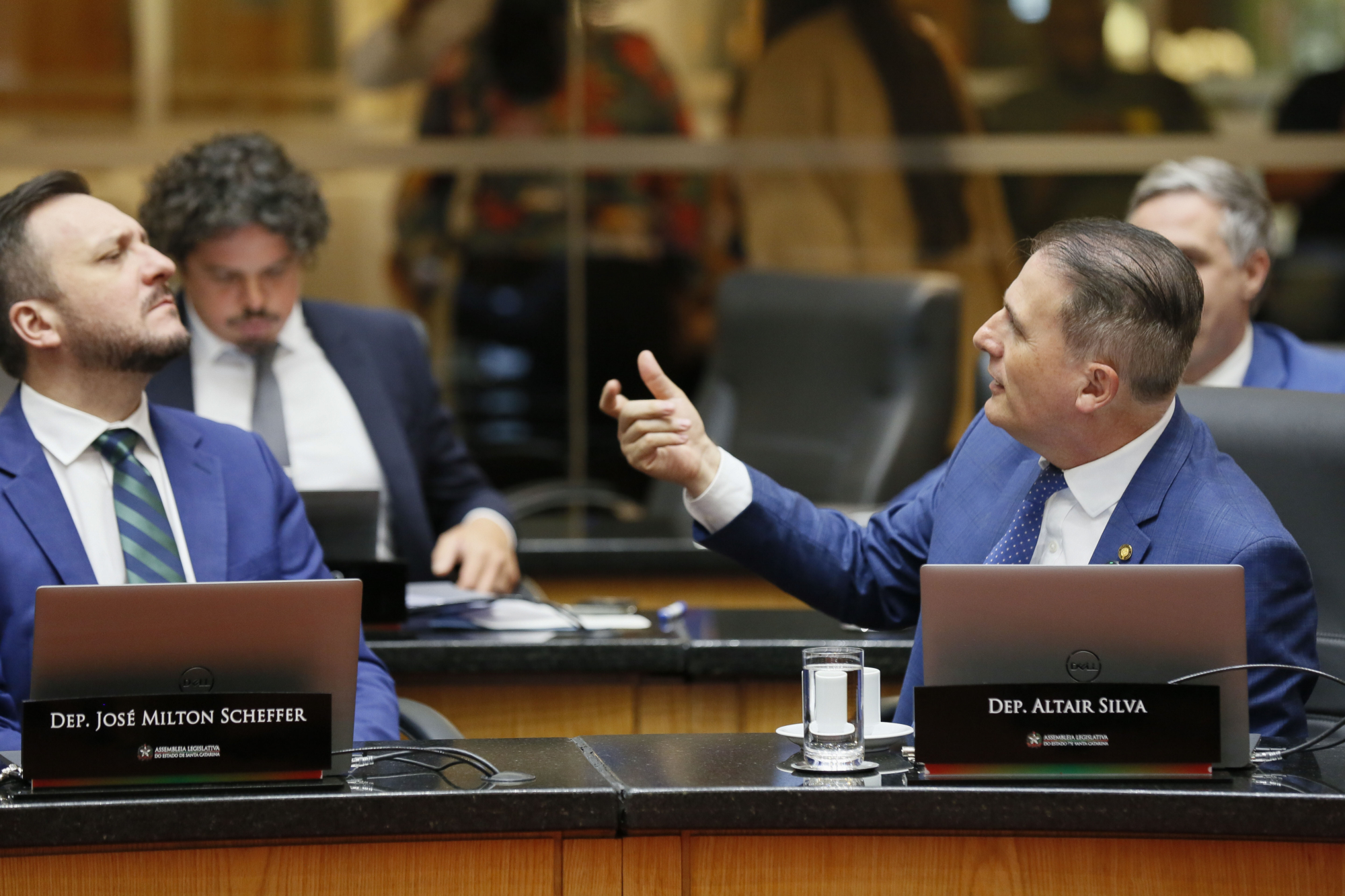 - Deputado Pepê Collaço (PP)
 - Deputado Altair Silva (PP)