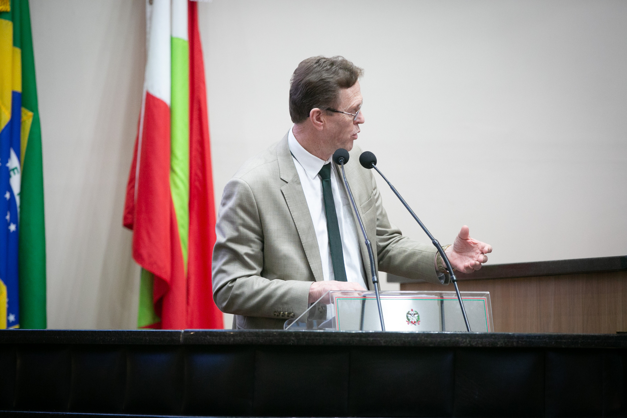 - Deputado Volnei Weber (MDB)