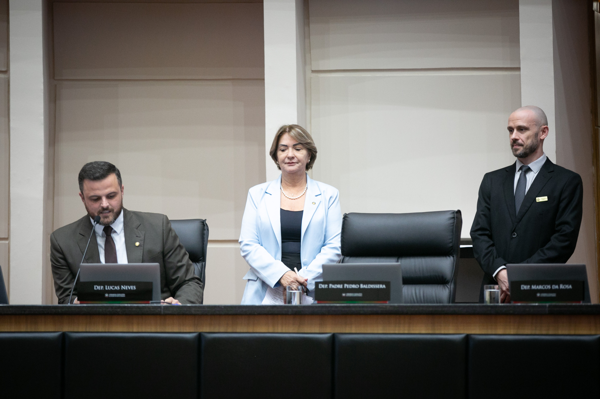 - Deputado Lucas Neves (Podemos) 	-Deputada Janice Krasniak(Podemos)