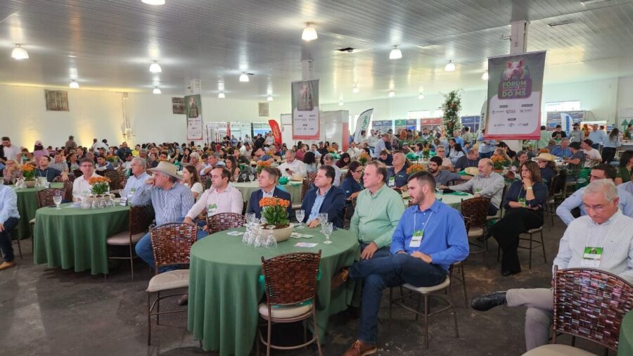 Altair Silva representa a Alesc em evento da suinocultura no Mato Grosso do Sul