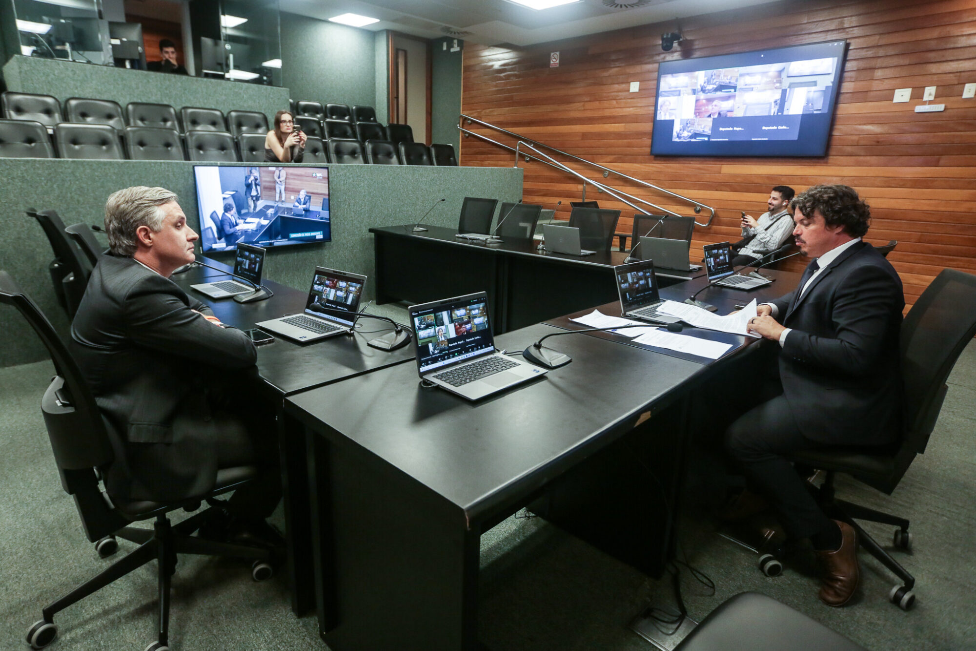 - Deputado Matheus Cadorin (NOVO) 	
- Deputado Marquito (PSOL)