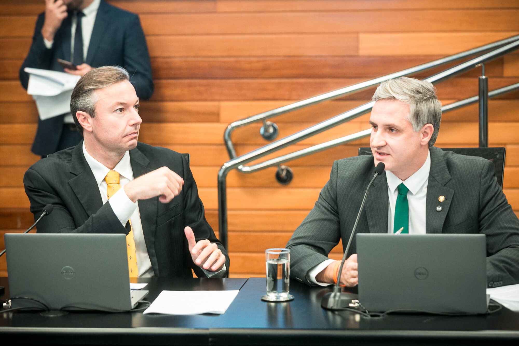 - Deputado Napoleão Bernardes (PSD) 	
- Deputado Matheus Cadorin (NOVO)