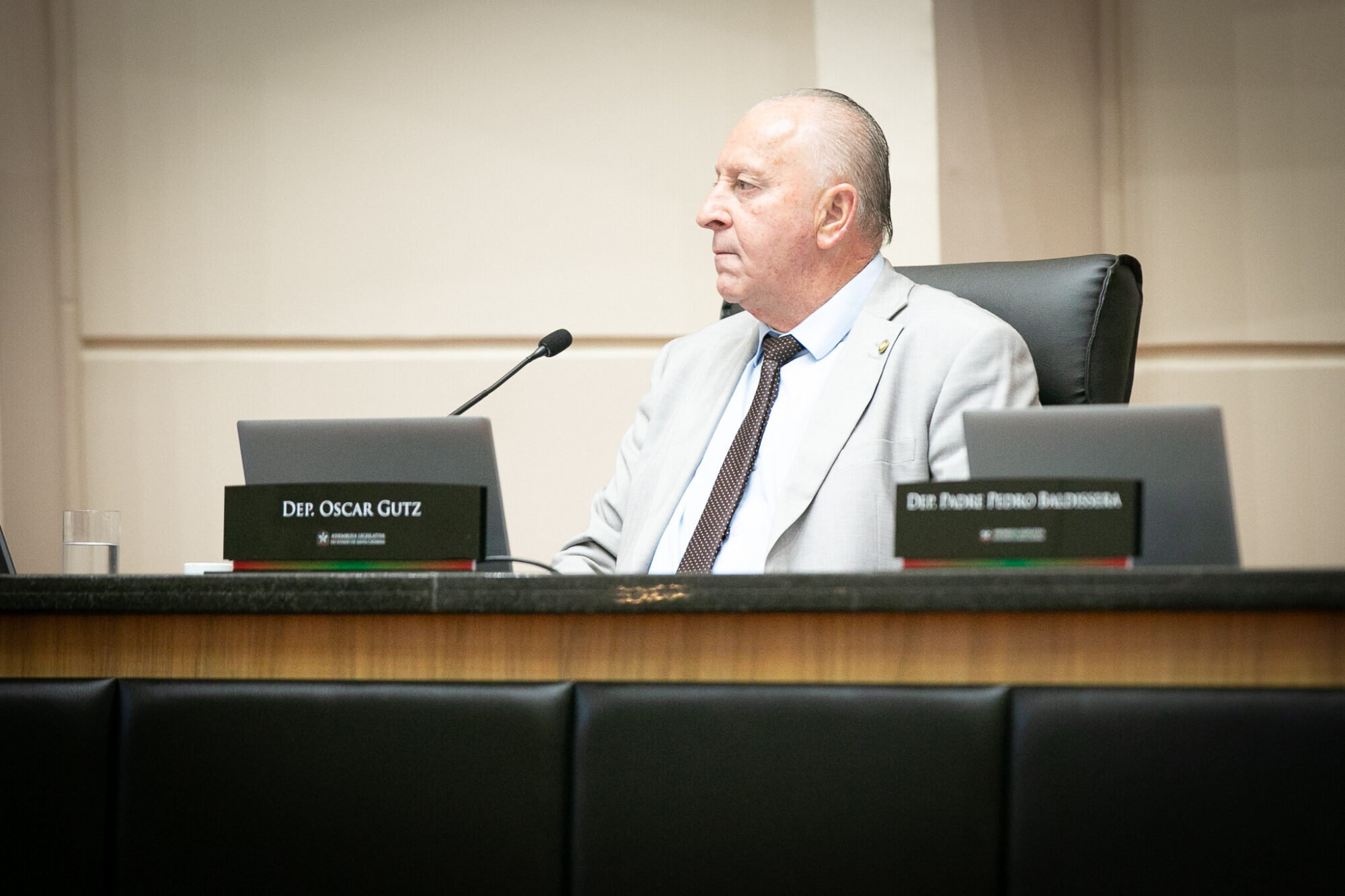 - Deputado Oscar Gutz (PL)