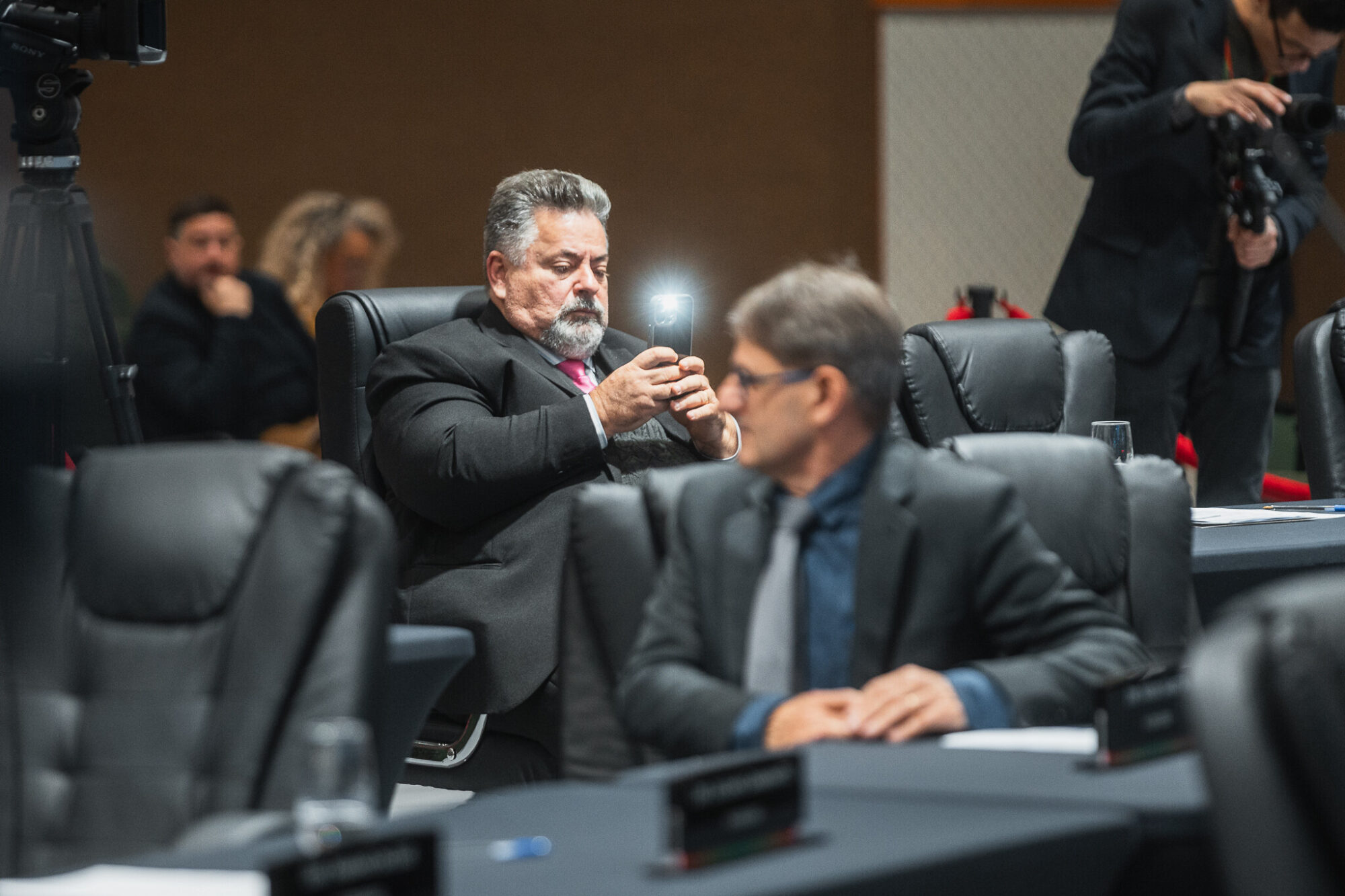 - Deputado Sergio Motta (Republicanos)
 - Deputado Neodi Saretta (PT)