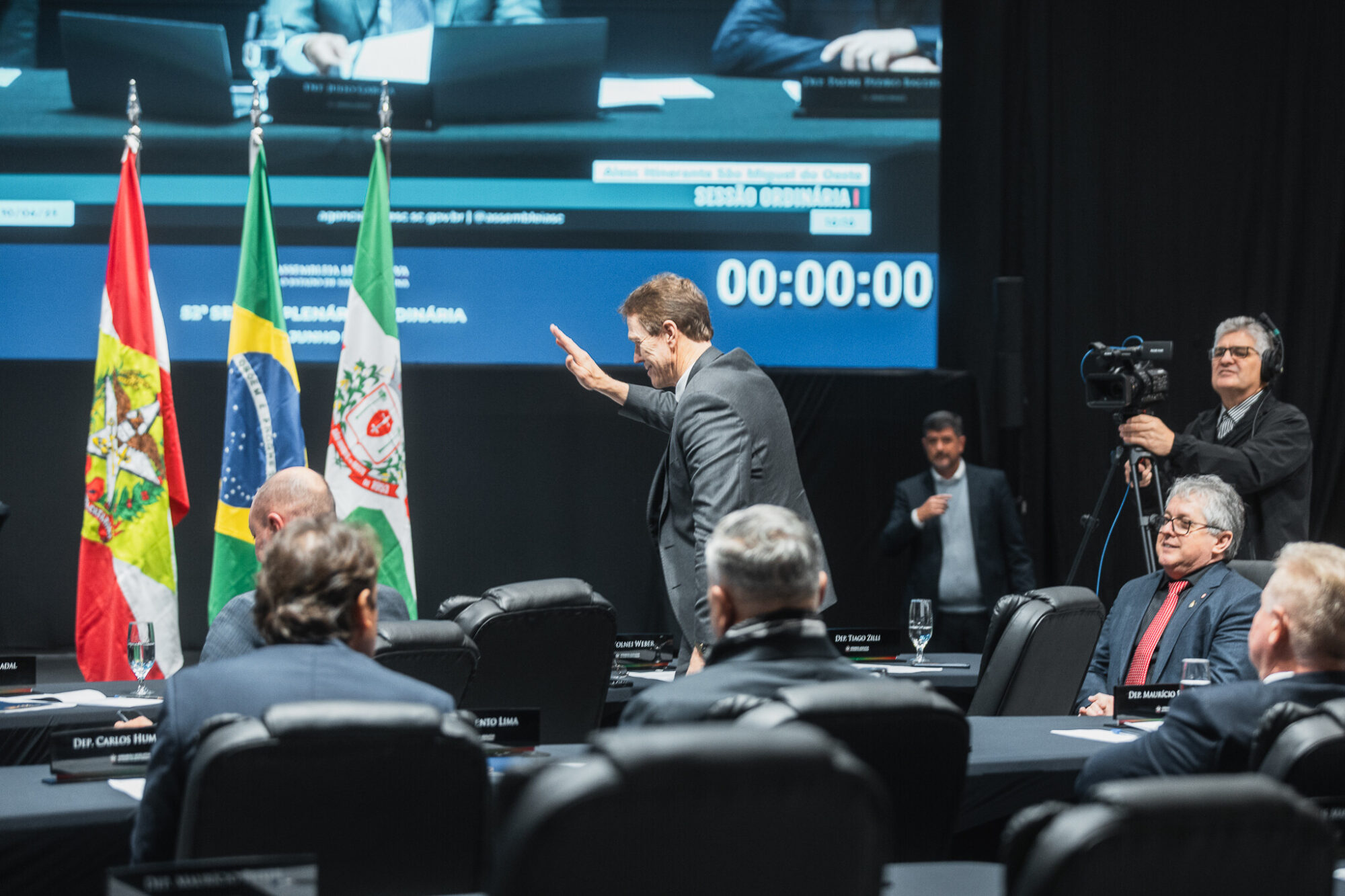 - Deputado Volnei Weber (MDB)