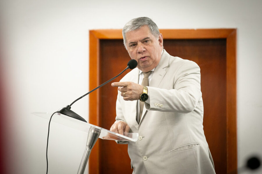 Deputado Mário Motta.