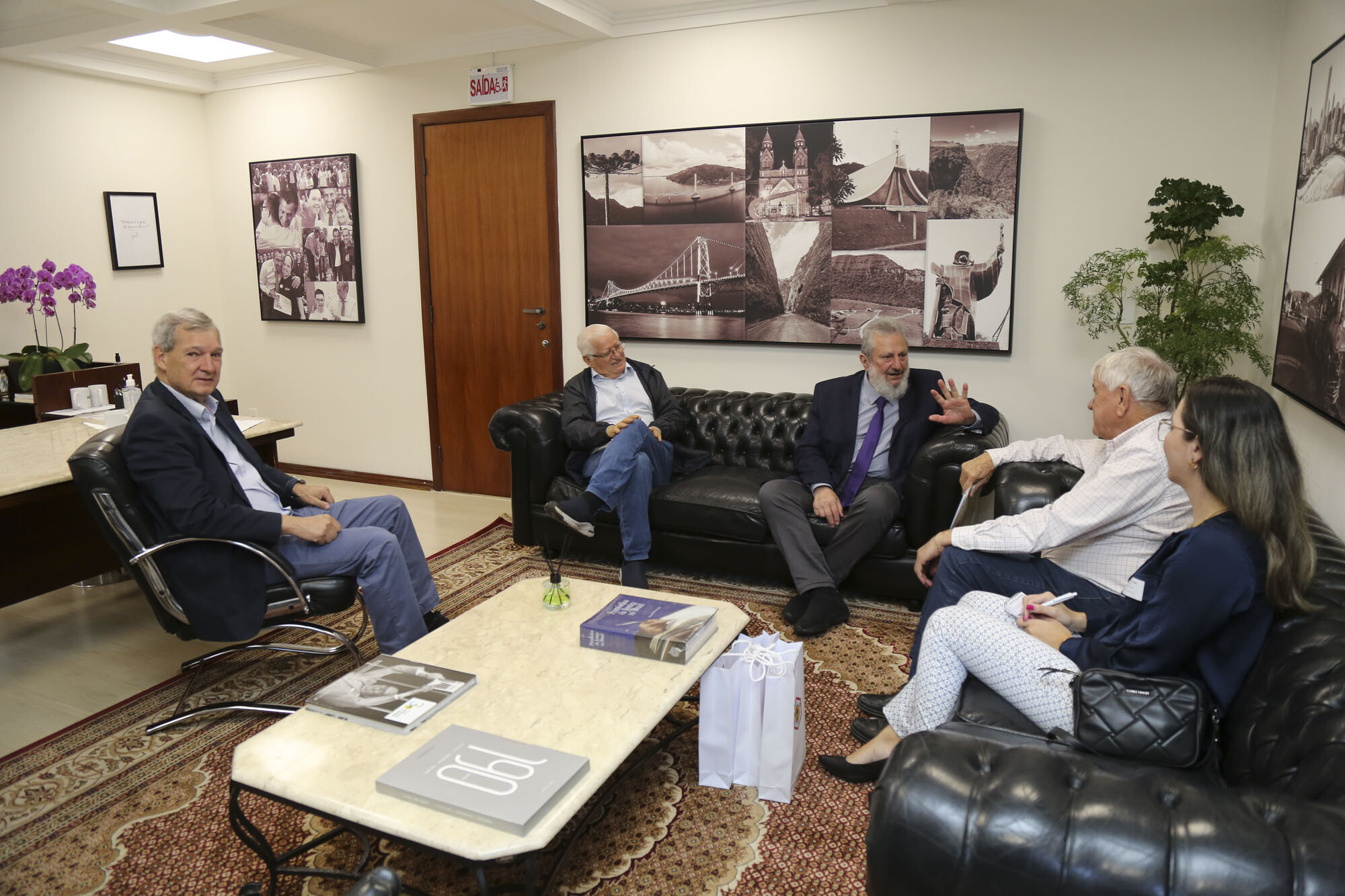 Deputado Padre Pedro (Presidente interino), recebe Celso Calcagnoto, do SEBRAE de SC e presidente da (FAASC), Sr, Agenor Sartori Castagna