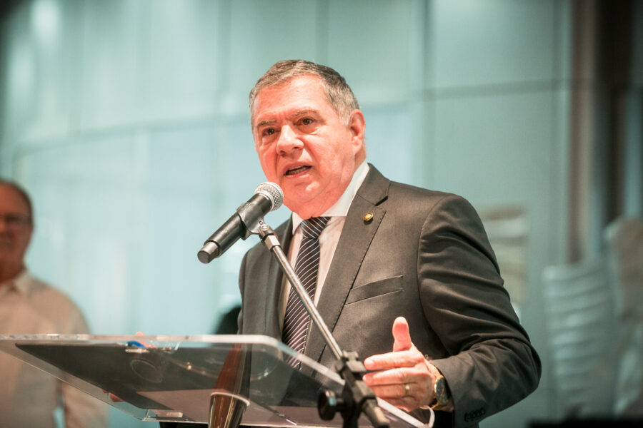 Deputado Mário Motta.