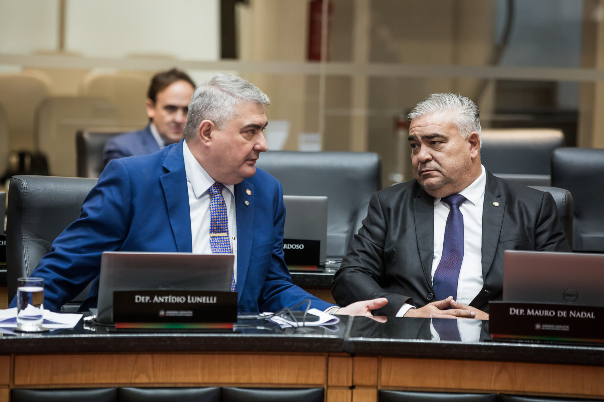 - Deputado Antídio Lunelli (MDB) 	
- Deputado Sargento Lima (PL)