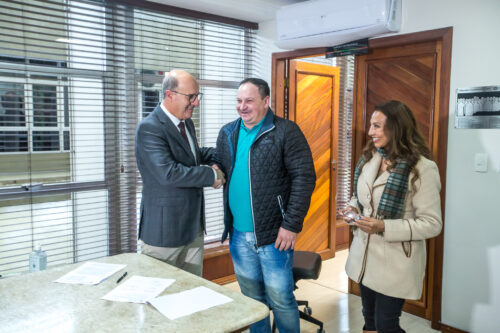 Câmara de Água Doce assina acordo com Alesc para implantar PAB no município