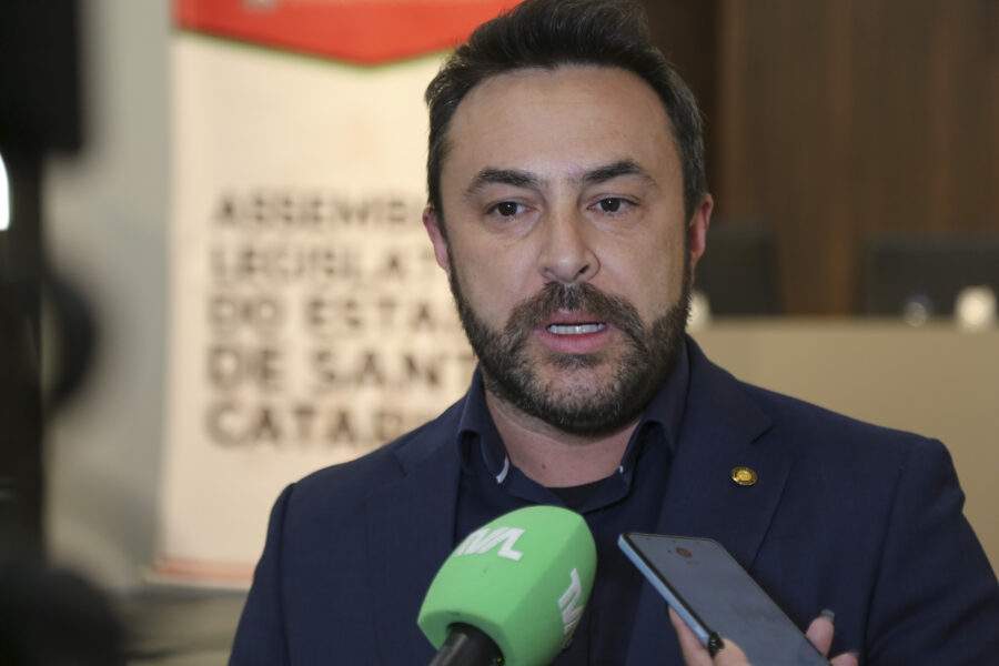 Deputado Marcius Machado, proponente da audiência.