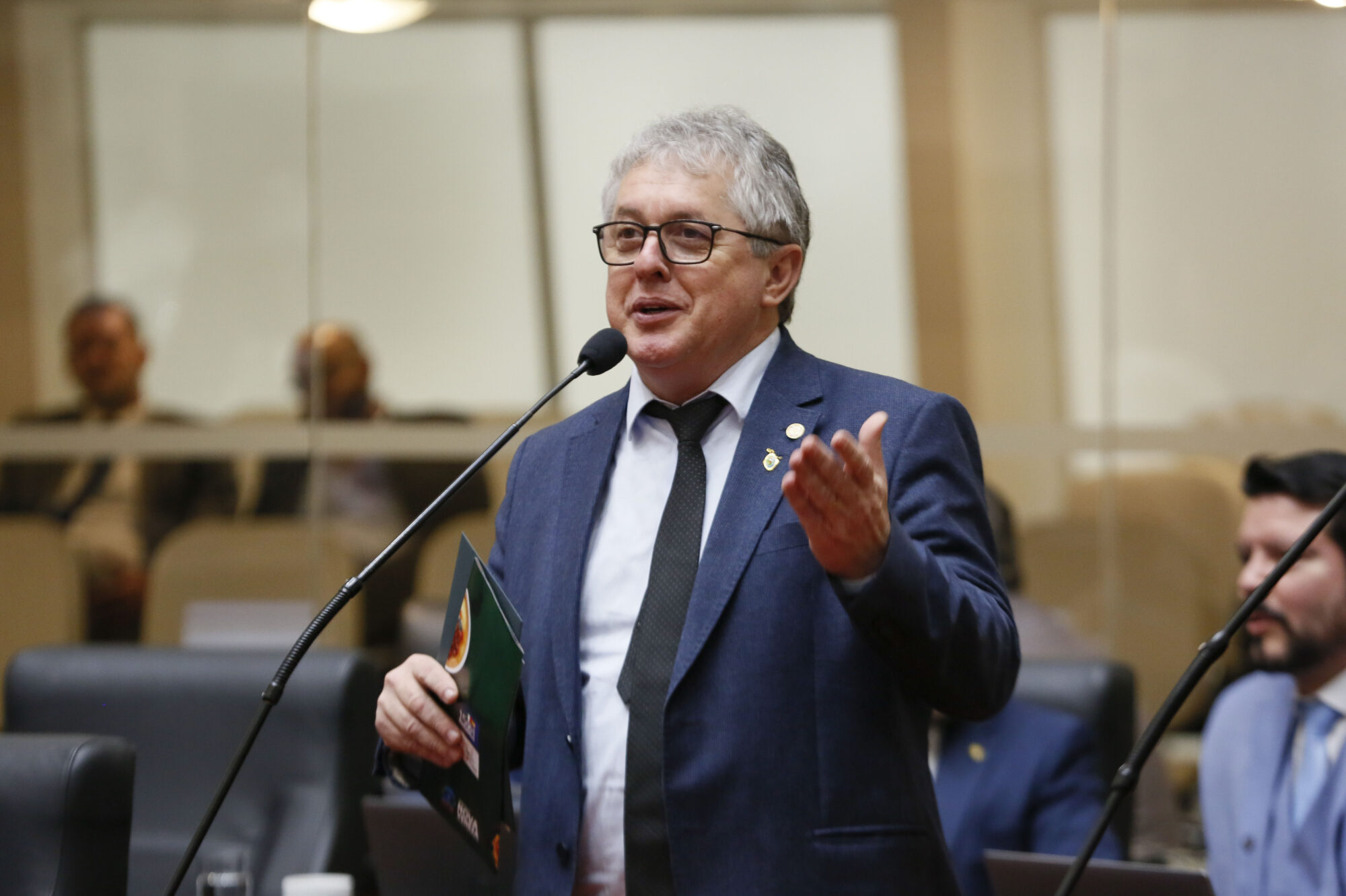 - Deputado Tiago Zilli (MDB)