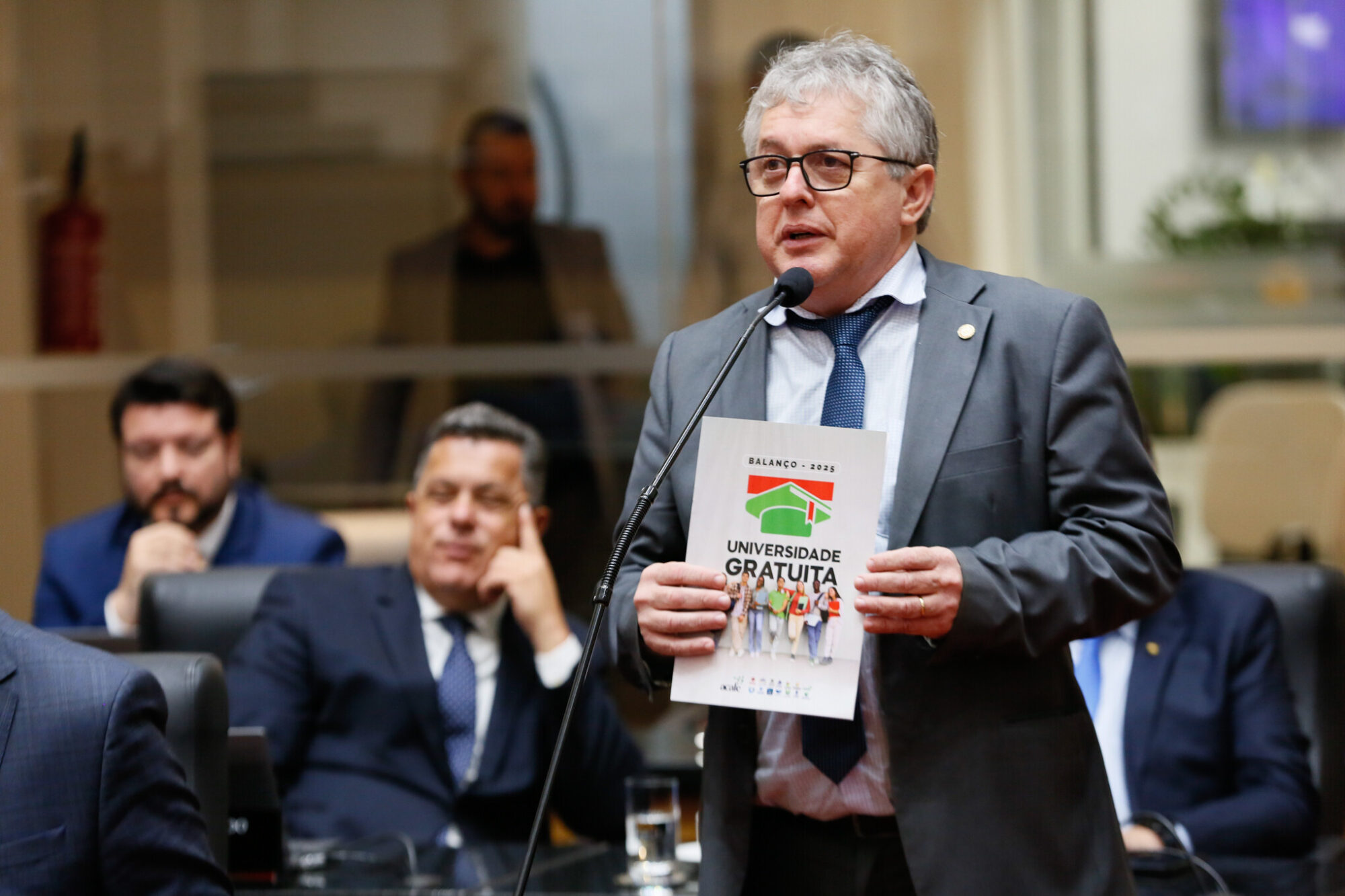 - Deputado Tiago Zilli (MDB)