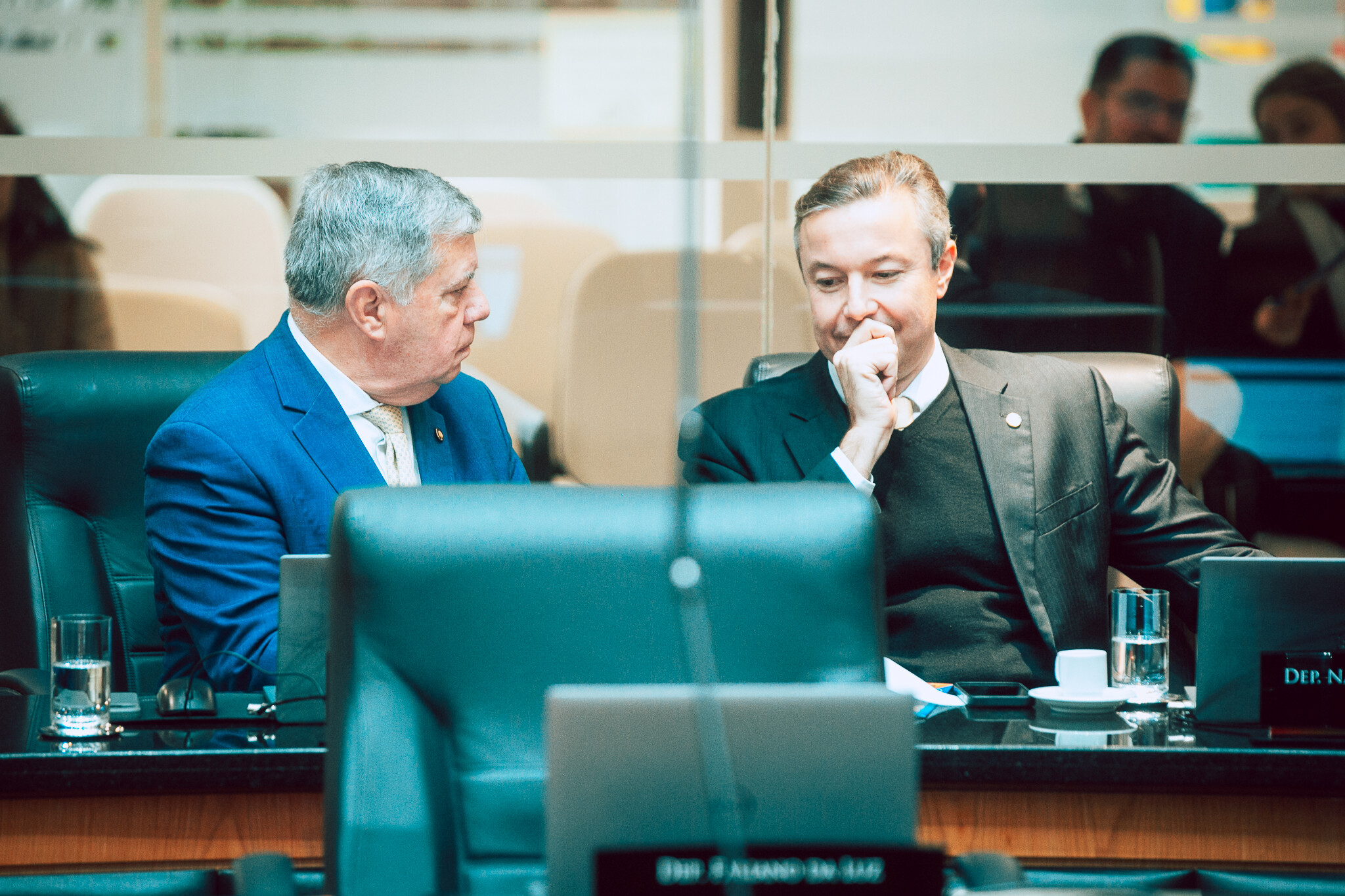 - Deputado Mário Motta (PSD)
 - Deputado Napoleão Bernardes (PSD)