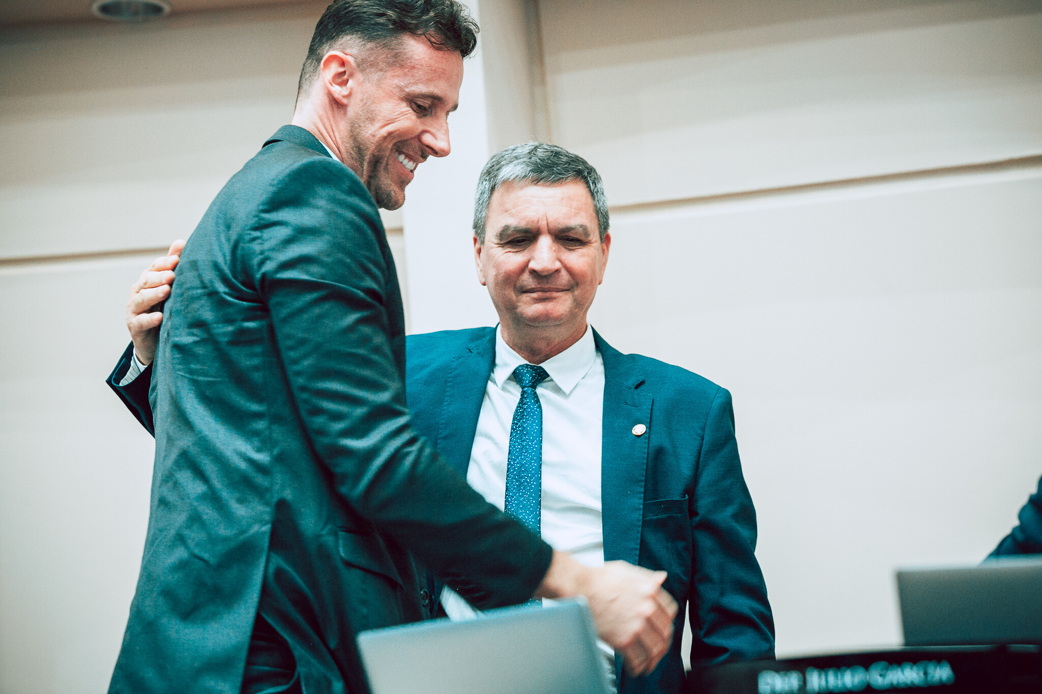 - Deputado Fernando Krelling (MDB) 	
- Deputado Adilson Girard (MDB)