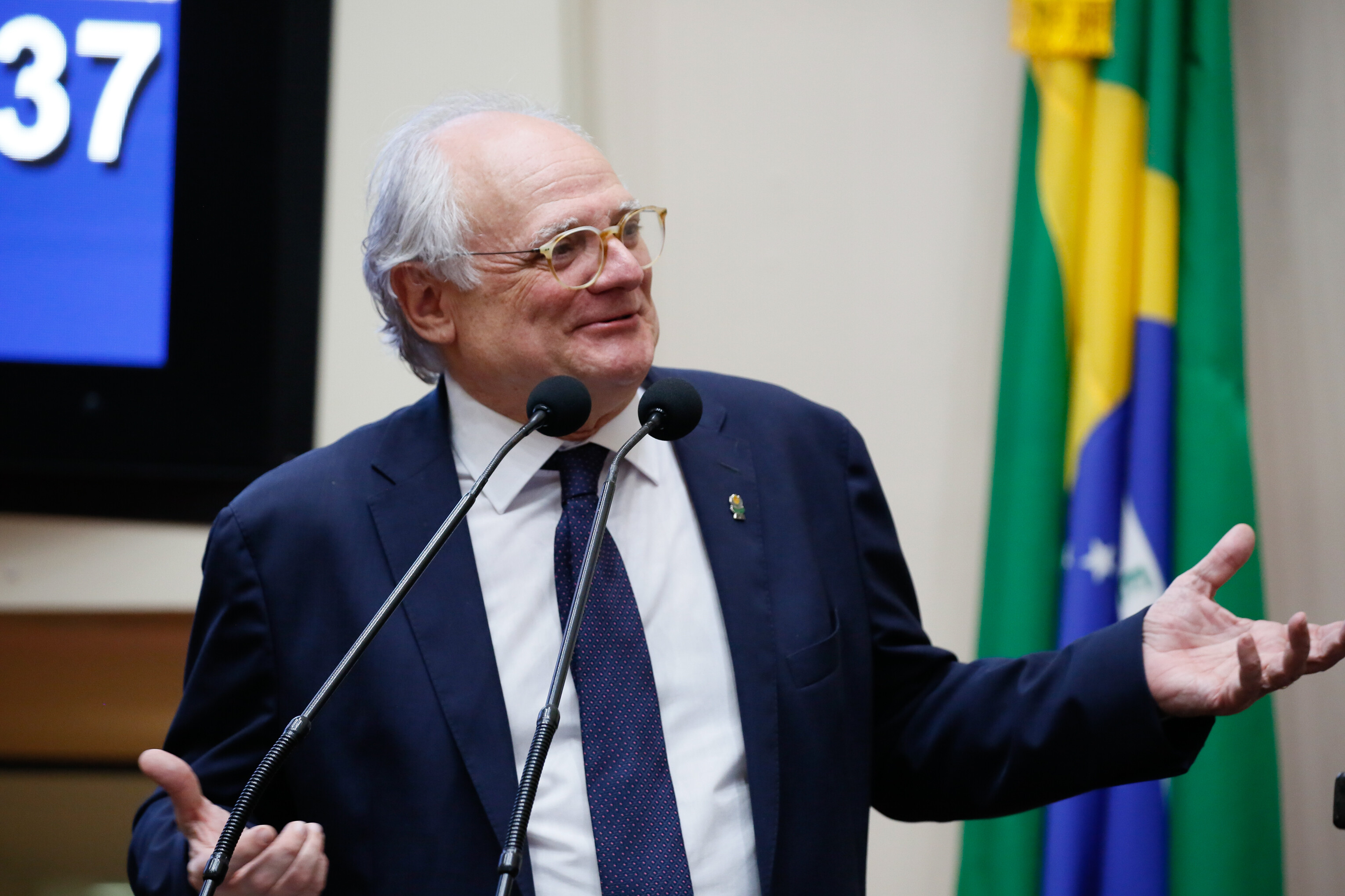 - Deputado Dr. Vicente Caropreso (PSDB)