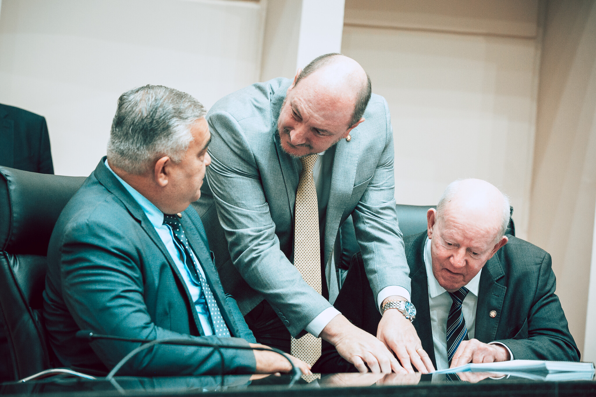 - Deputado Sargento Lima (PL)
 - Deputado Mauro de Nadal (MDB)
 - Deputado Marcos Vieira (PSDB)