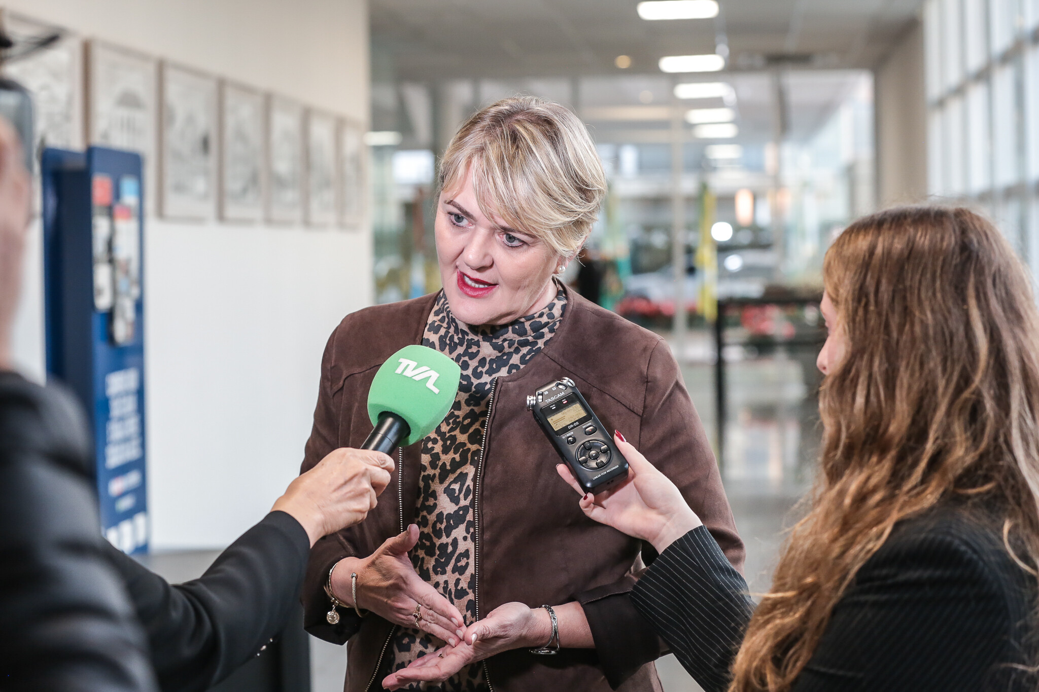 - Deputada Luciane Carminatti (PT)