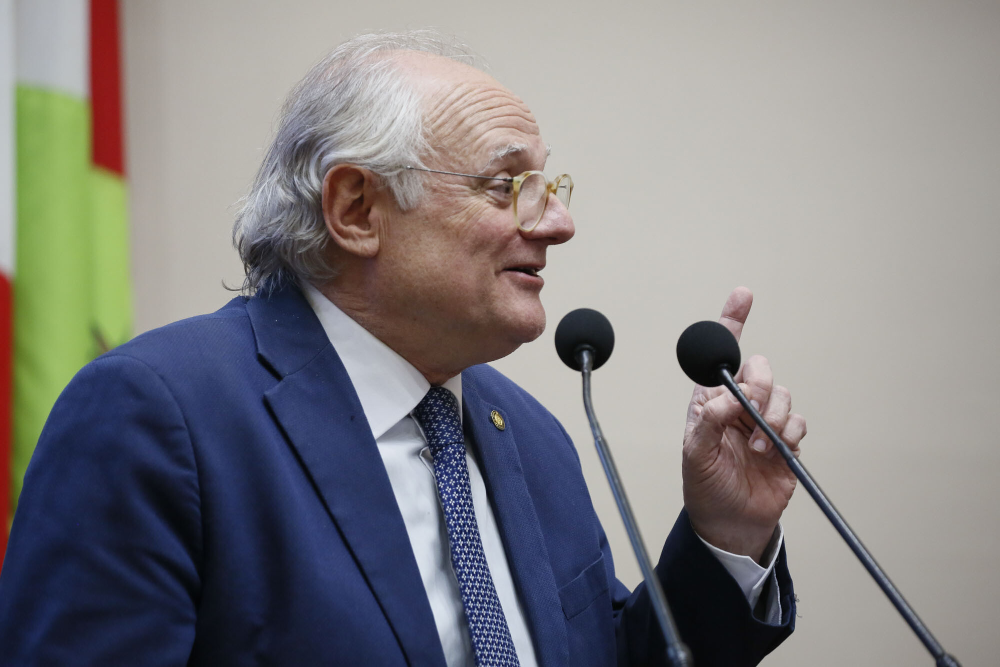 - Deputado Dr. Vicente Caropreso (PSDB)