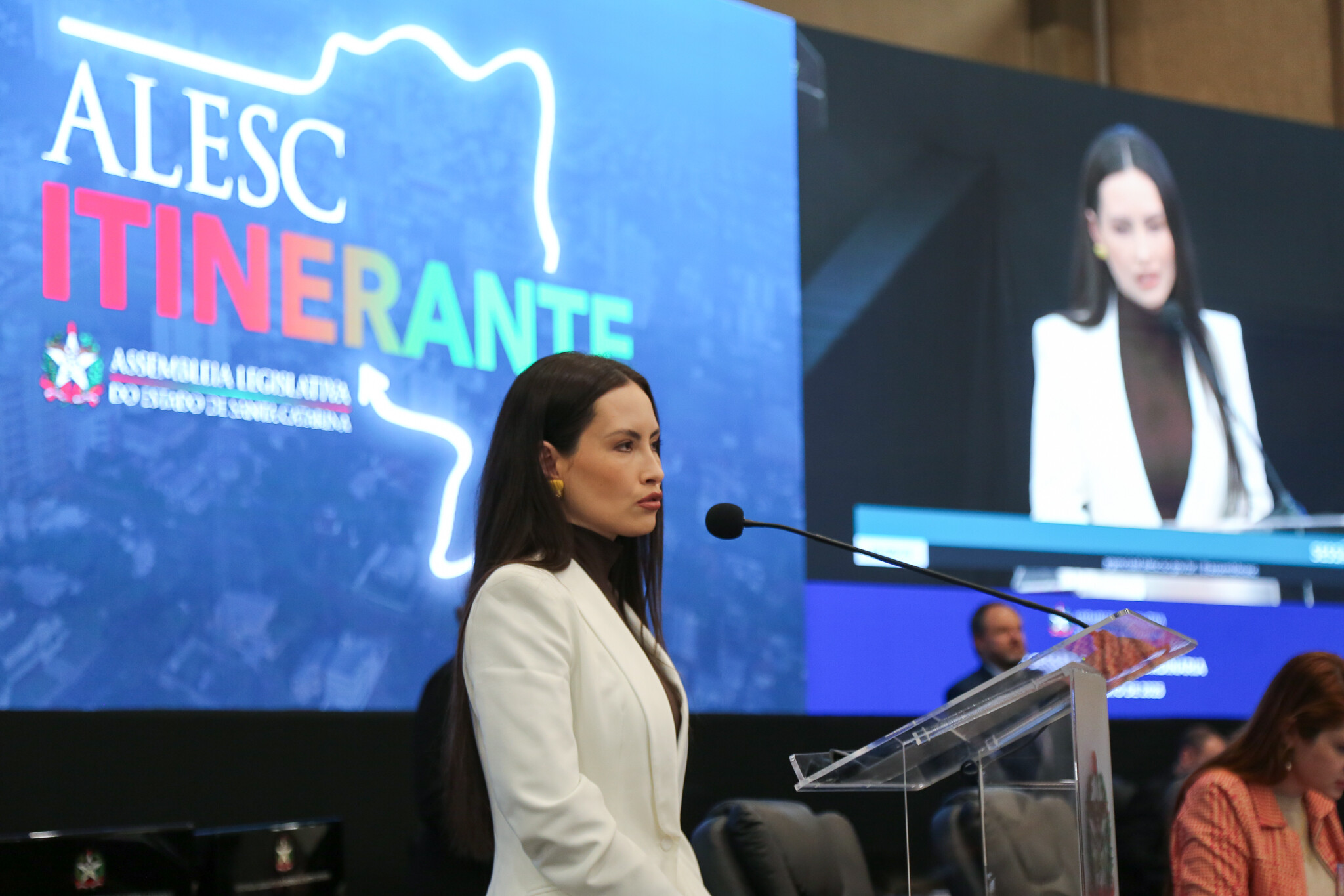 Gabriela Chapiewsky - Fundação Hospitalar de Rio Negrinho